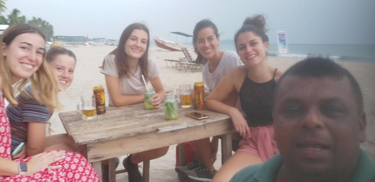 Beach Life Uppuveli トリンコマリー エクステリア 写真